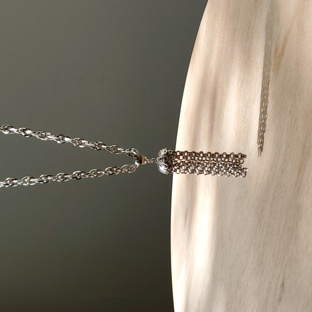 25" Vintage Tassle Necklace